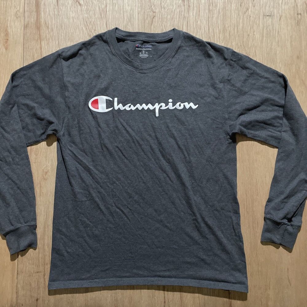 Champion T Shirt Adult Size Medium Gray Slim Fit‎ Long Sleeve